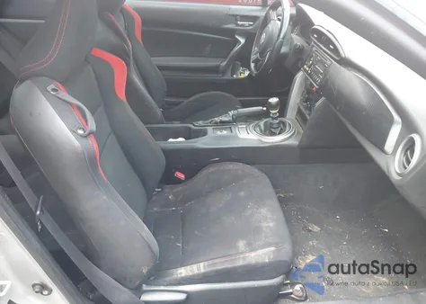 2013 Scion Fr-S z USA, uszkodzony, nr VIN JF1ZNAA15D1724472